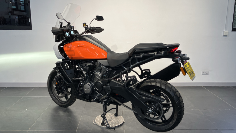 Harley-Davidson Pan America RA1250 Vivid Black (21MY)